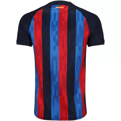 Camisa Barcelona Home 22/23 Torcedor Nike Masculina - Azul Marinho, Azul Royal e Vermelho - comprar online