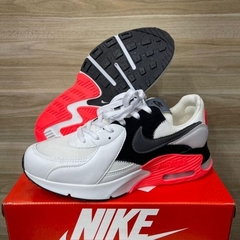 tenis-nike-air-max-excee-white-and-pink-feminino