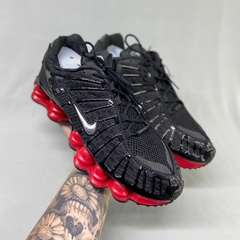 tênis-nike-shox-tl-12-molas-retrô-preto-com-vermelho