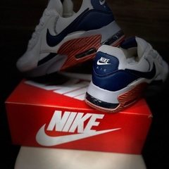 tenis-nike-air-max-excee-white-with-navy-blue-masculino