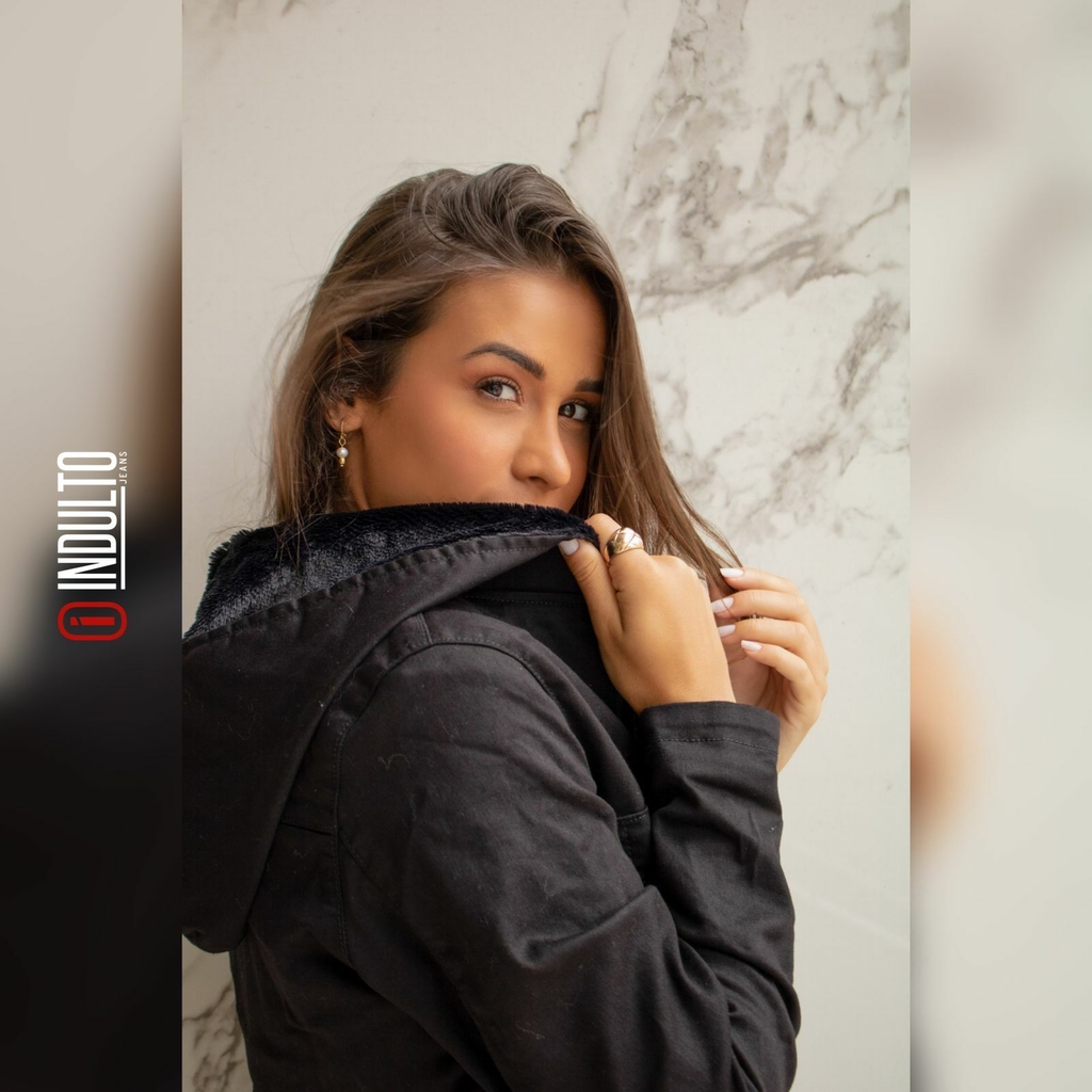 Parka cheap peluciada preta