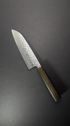 Santoku "Sakai Kikumori" en internet