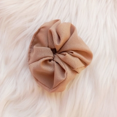 scrunchie beige