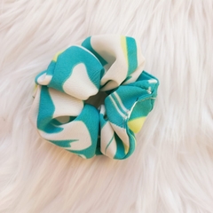 scrunchie print verde