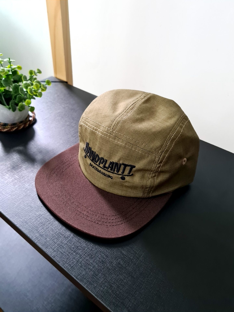 Boné Five Panel High Marrom