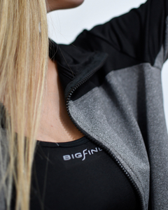 CAMPERA DEPORTIVA LYCRA SPORT GRIS Y NEGRO - tienda online