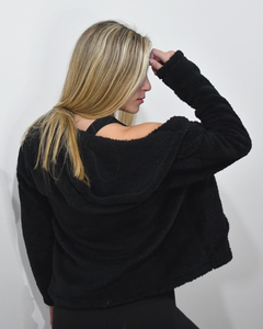 CAMPERA PELUCHE NEGRA - comprar online