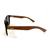 Óculos de Sol Cayo Blanco, modelo Wayfarer com hastes amadeiradas e lentes polarizadas