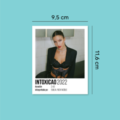 Polaroid Intoxicao | Emilia Mernes en internet