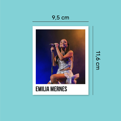 Polaroid Emilia Mernes en internet