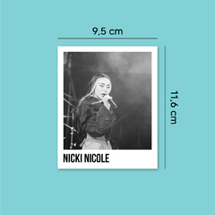 Polaroid Nicki Nicole en internet