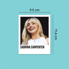 Polaroid Sabrina Carpenter en internet