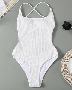 Monokini blanco en internet