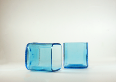 Juego de 4 vasos cortos de vidrio reciclado botella Bombay Sapphire - comprar en línea