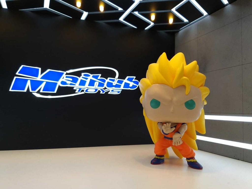 Funko POP Dragon Ball Z Super Saiyan 3 Goku Exclusive Monster Store #492