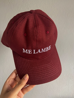 Boné Dad Hat Bordado - Me Lambe - Team Jão Merch