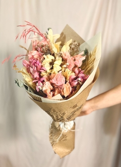 Buquê de flores secas Pequeno | Rosa claro - comprar online