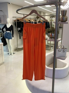 CALÇA EM VISCOSE na internet