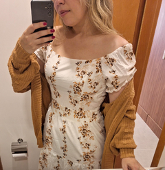 VESTIDO LONGO FLORES CARAMELO na internet