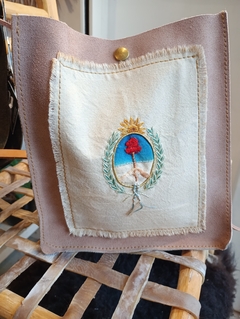 Cartera Escudo