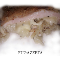 FUGAZZETTA (cebolla encaramelizada y mozzarella)