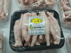 GARRITAS O PATITAS DE POLLO SELECCIONADAS por 1/2 kg. - comprar online