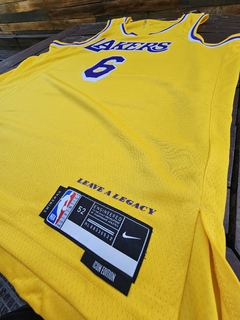 Camiseta Los Angeles Lakers Icon Edition 2022/23