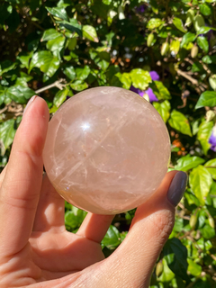 Esfera Quartzo Rosa na internet