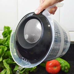 Imagem do Secador de Salada Centrífuga Manual Tamanho Médio 2,80 Litros Centrifuga Secadora de Alface Verduras Saladas e Folhas Prática Fácil de Usar Plasútil