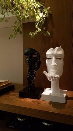 Escultura Máscara Sopro e Silêncio - comprar online