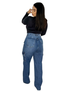 CALÇA WIDE LEG CARGO JEANS MÉDIO na internet