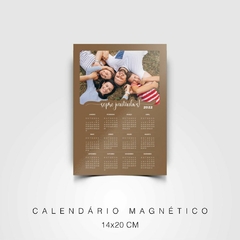 Calendário com imã na internet