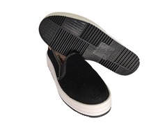 TENIS FEM. SLIP ON MOLECA PRETO - comprar online