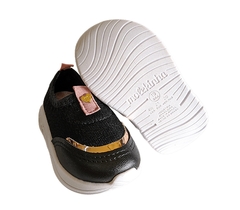 TENIS INF. FEM. FEM MOLEKINHA LED SLIP ON PRETO - Sugestiva Calçados