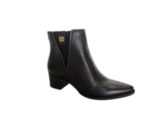 BOTA FEM. CANO BAIXO BICO FINO PEGADA COURO PRETO - comprar online