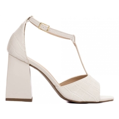 Elegancia e Sofisticacao Sandalia Verniz Off White com Salto Grosso 9cm - loja online