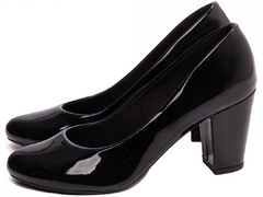 Scarpin Bico Redondo Estilo Boneca Salto 7,5cm | Estilo em Verniz Preto na internet