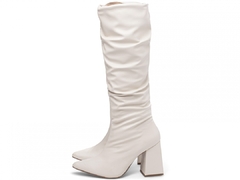 Imagem do Bota Cano Alto | Conforto e Estilo em Cada Passo | Off White