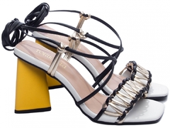 Sandália Innovation Salto 8,5cm em Napa Preto com Ouro e Branco - Calçadospravc | Comprar Calçados Femininos Online | Comprar Scarpins