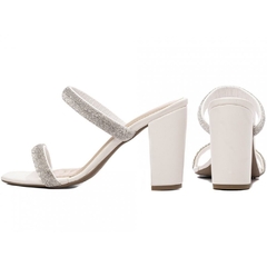 Tamanco Salto Grosso 8.5cm Elegancia Pura em Off White e Strass Prata - comprar online