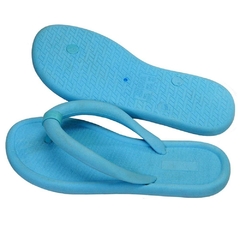 Chinelo Nuvem Feminino Azul Bebe na internet