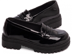 Mocassim Feminino Tratorado em Verniz Preto