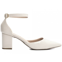 Scarpin Salto 6.5cm Fechado Atras Glamour Verniz em Off White - loja online