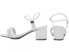 Sandália Feminina Ellegance Salto 5,5cm Robusto em Branco - comprar online