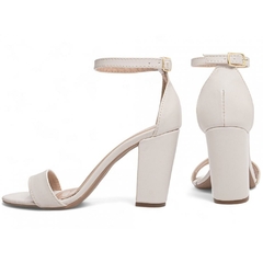 Sandalia Off White Confortavel Salto 9cm Antiderrapante - comprar online