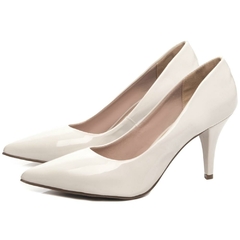 Scarpin Verniz Off White Salto Fino 8.5cm Elegante na internet