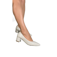 Scarpin Tradicional Luxo Salto 5cm Grosso Verniz Branco - comprar online