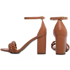 Sandalia Feminina Tiras Trancadas Salto 8.5cm Grosso Caramelo - comprar online