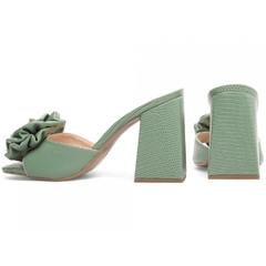 Sandalia Tamanco Feminino Verde 9cm Flor de Napa - comprar online