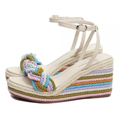 Elegancia e Conforto em Cada Passo Anabela Plataforma 8cm Off White com Trancas Coloridas - comprar online